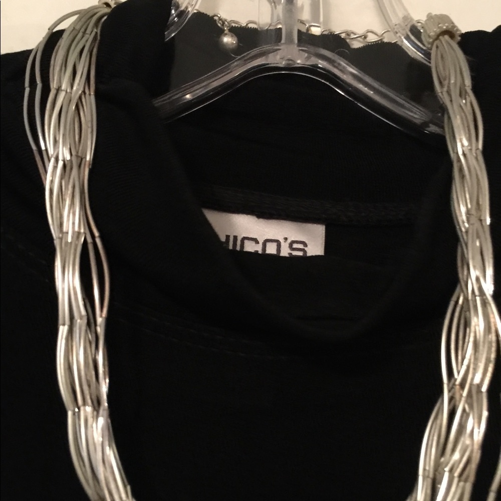 Chico’s necklace - Picture 2 of 3